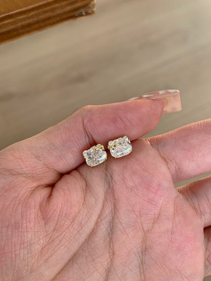Hello Kitty x Nestura Zirconia Ring